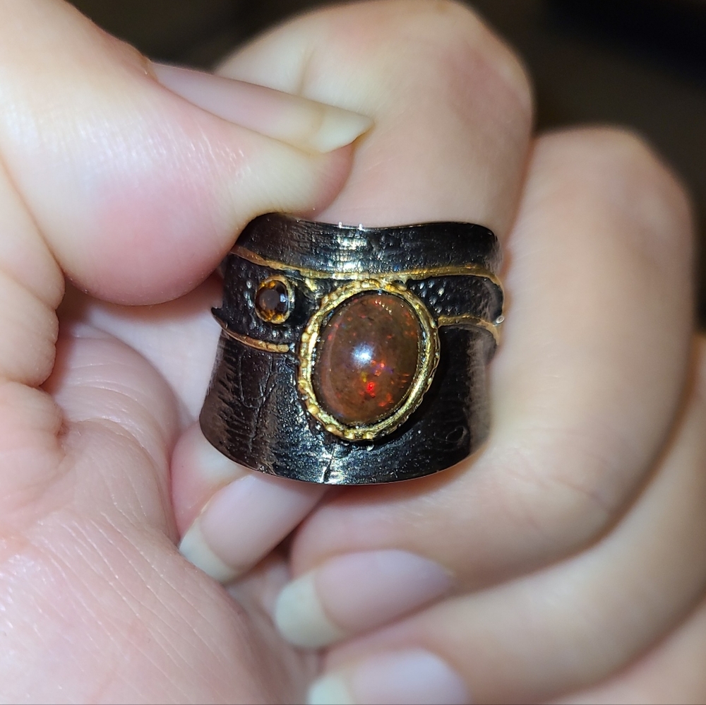 Gorgeous natural opal sterling silver artistic ring